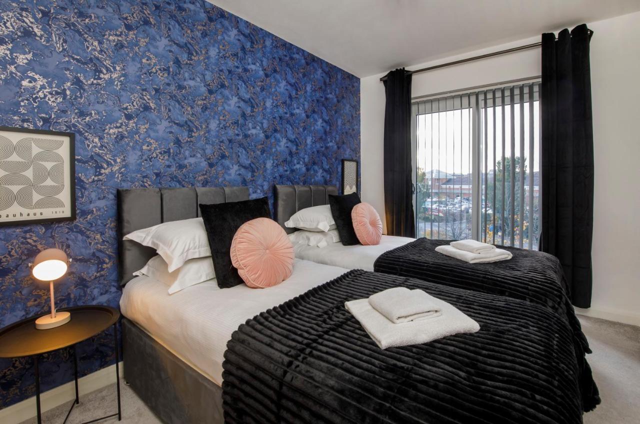 Apartment Escape @ Aura York